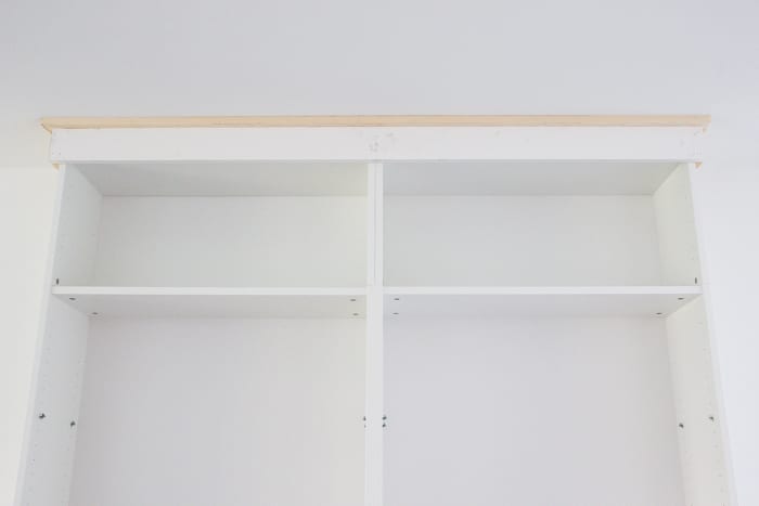 adding a header to look like Craftsman molding on bookcases
