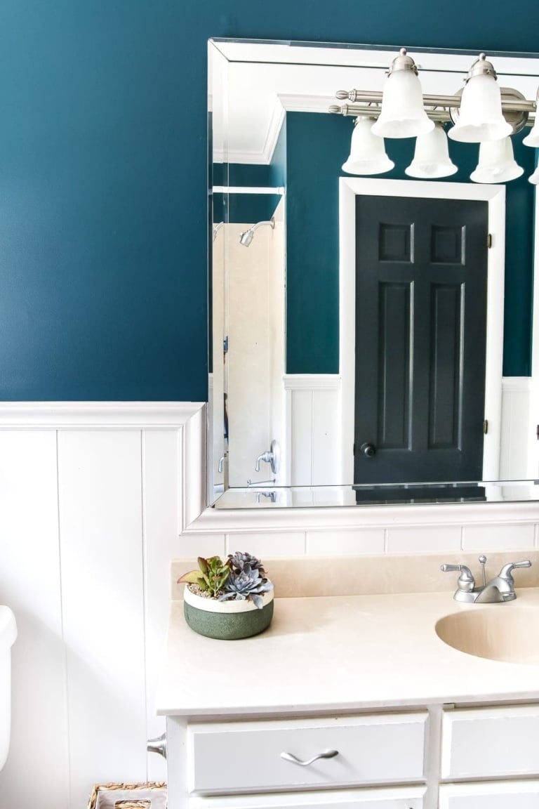 Teal Painted Bathroom Makeover