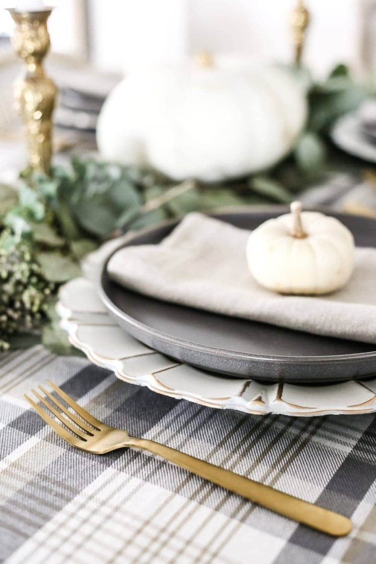 Neutral Low-Key Thanksgiving Tablescape